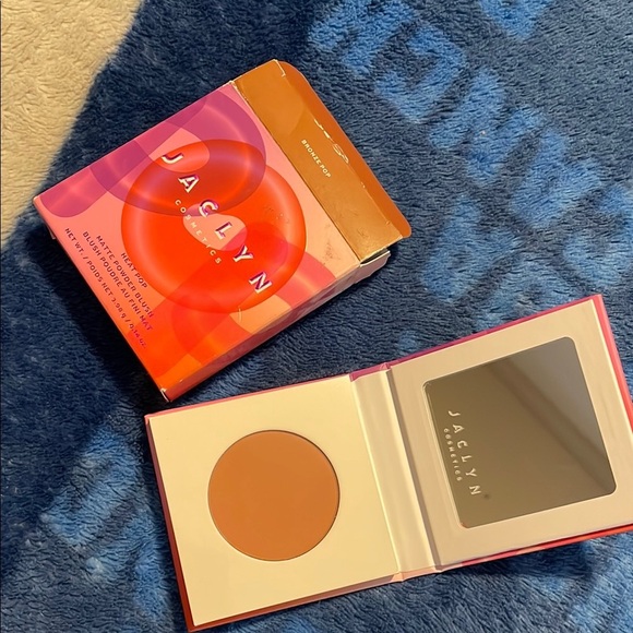 Bronzer - Warm Tan - Picture 1 of 2